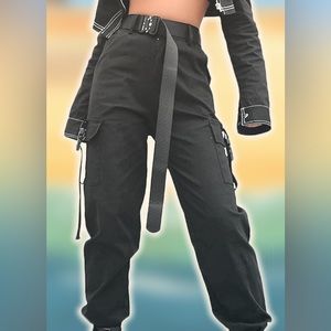 Women’s High Waisted Black Cargo Pants (Techwear/Y2K/Streetwear)